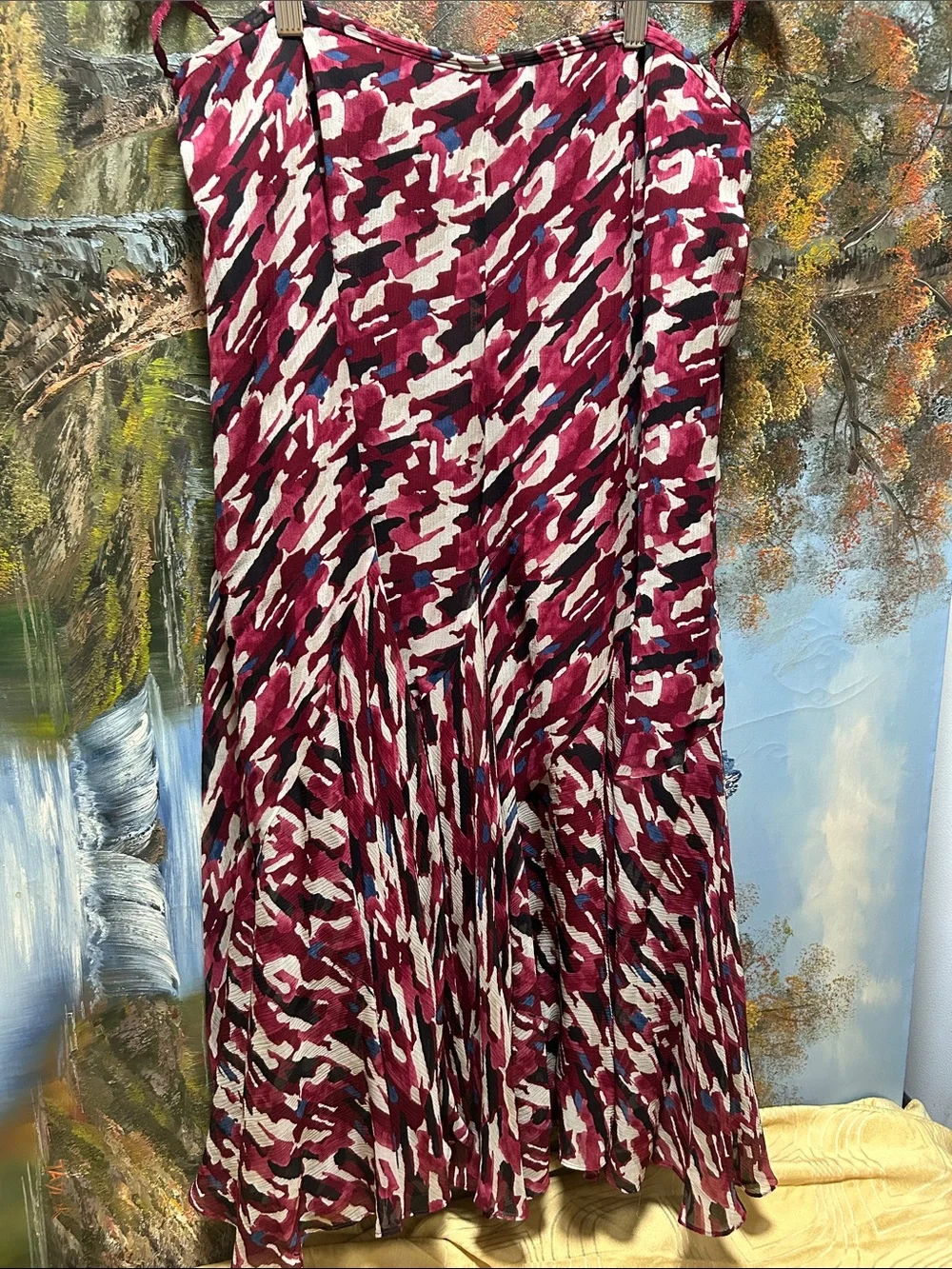 JONES NEW YORK printed lightweight Skirt Suit.